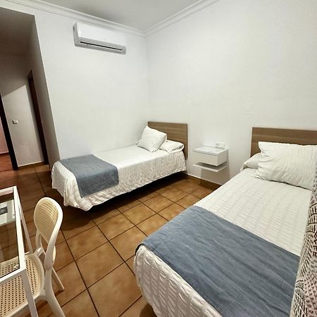 Hostal Mellizo Lebrija Buitenkant foto
