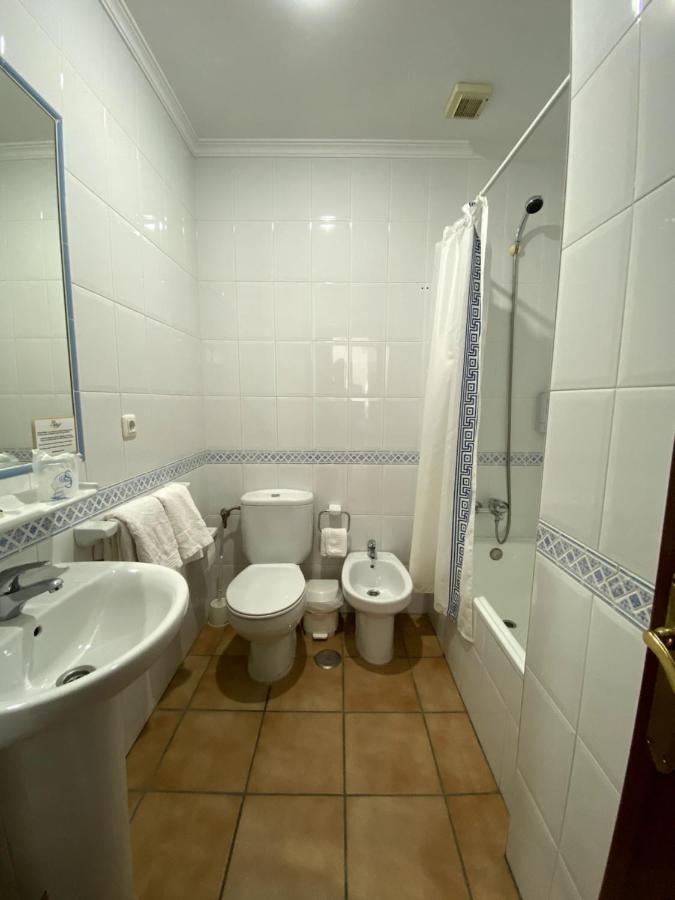 Hostal Mellizo Lebrija Buitenkant foto