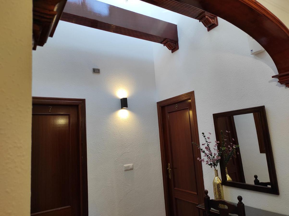 Hostal Mellizo Lebrija Buitenkant foto