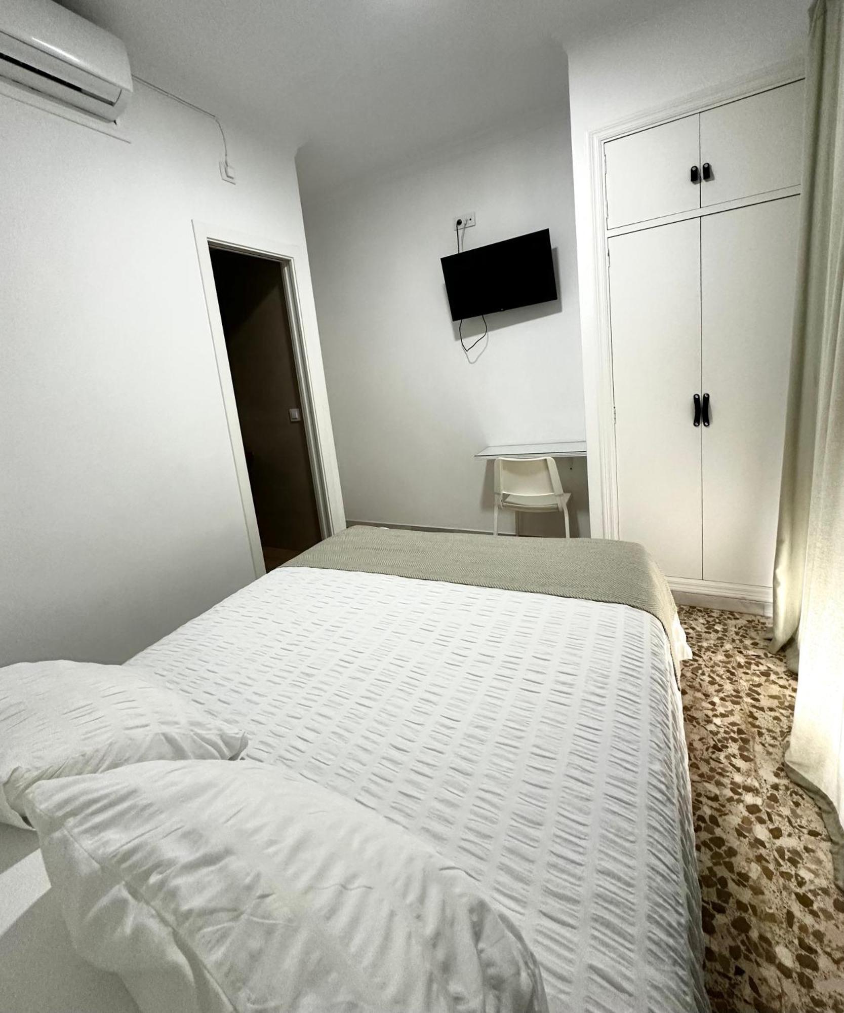 Hostal Mellizo Lebrija Buitenkant foto