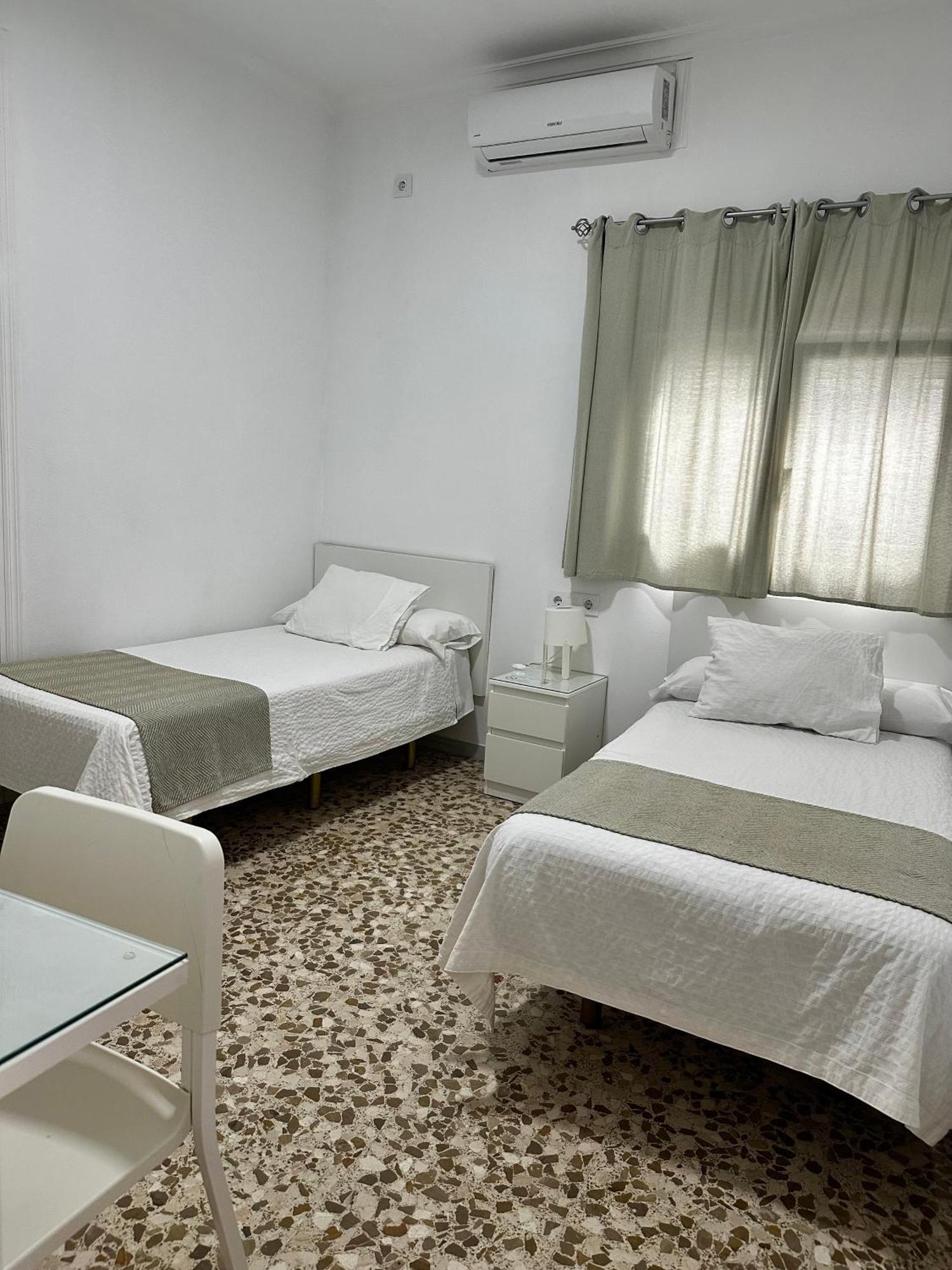 Hostal Mellizo Lebrija Buitenkant foto