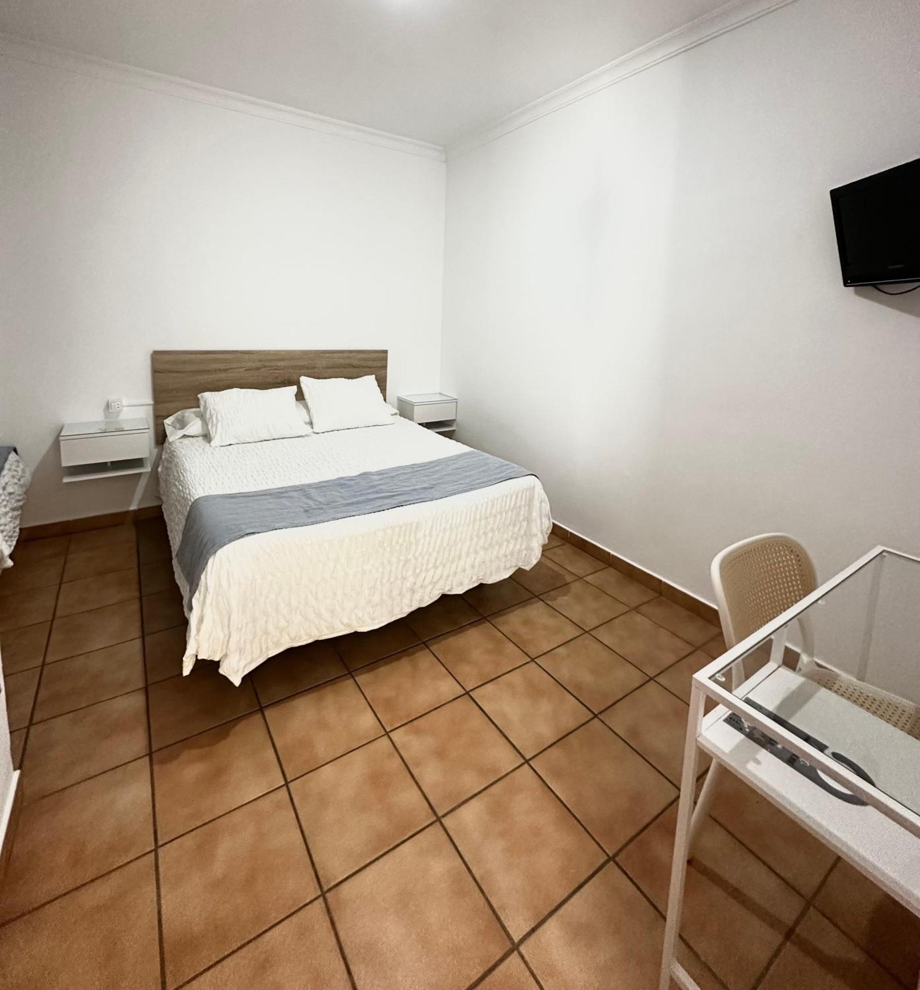 Hostal Mellizo Lebrija Buitenkant foto
